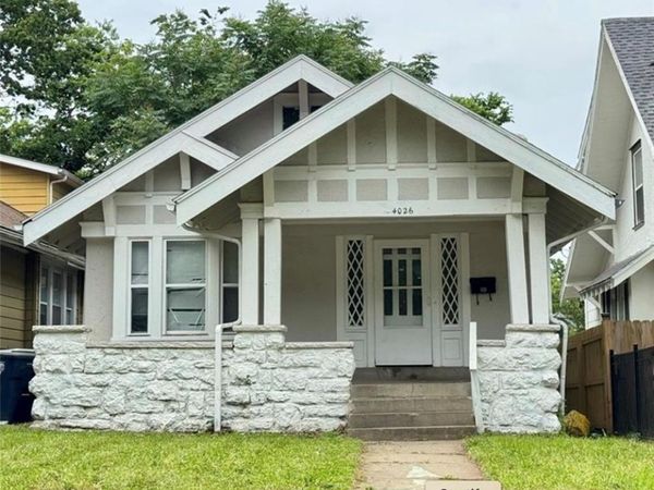 4026 Agnes Avenue, Kansas City, MO 64130