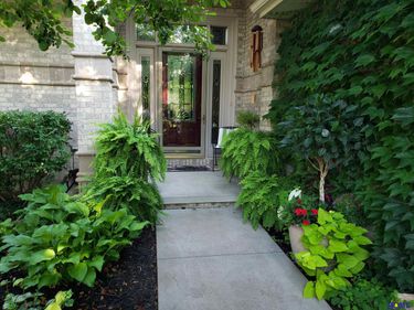 9214 Pioneer Court, Lincoln, NE 68520