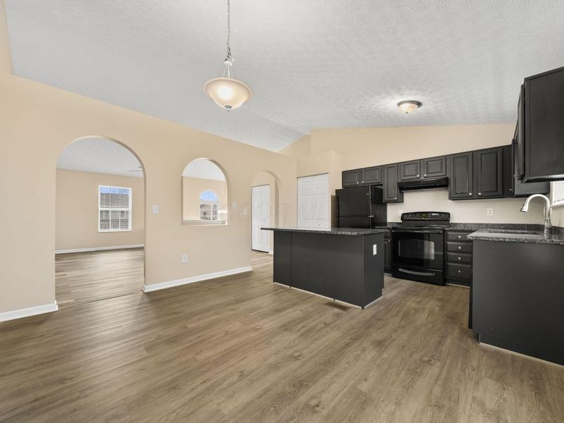 5831 Canal Bridge Drive , Canal Winchester, OH 43110 Photo 12