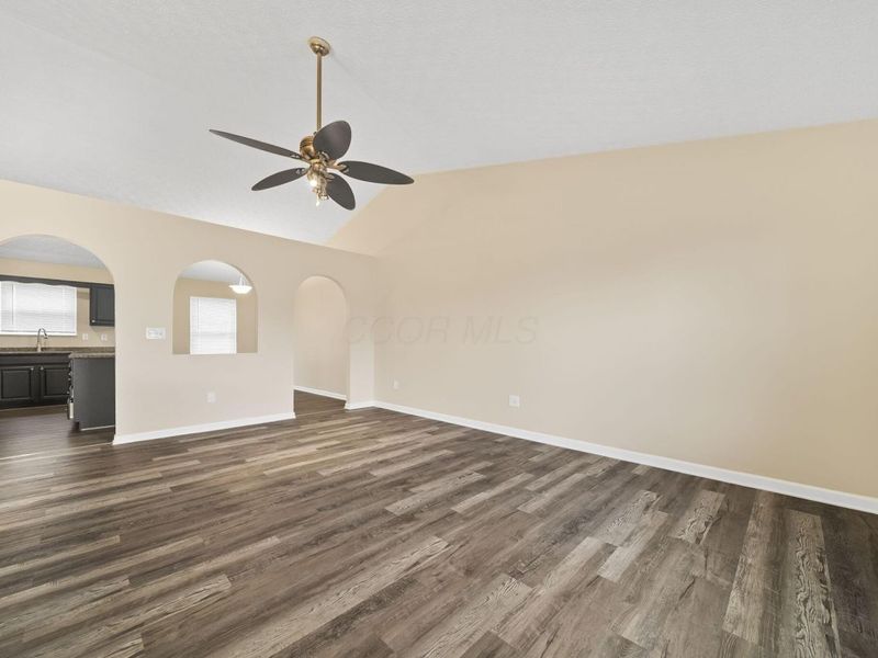 5831 Canal Bridge Drive , Canal Winchester, OH 43110 Photo 8