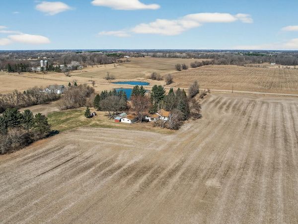 2270 397th Avenue, Stanchfield, MN 55080