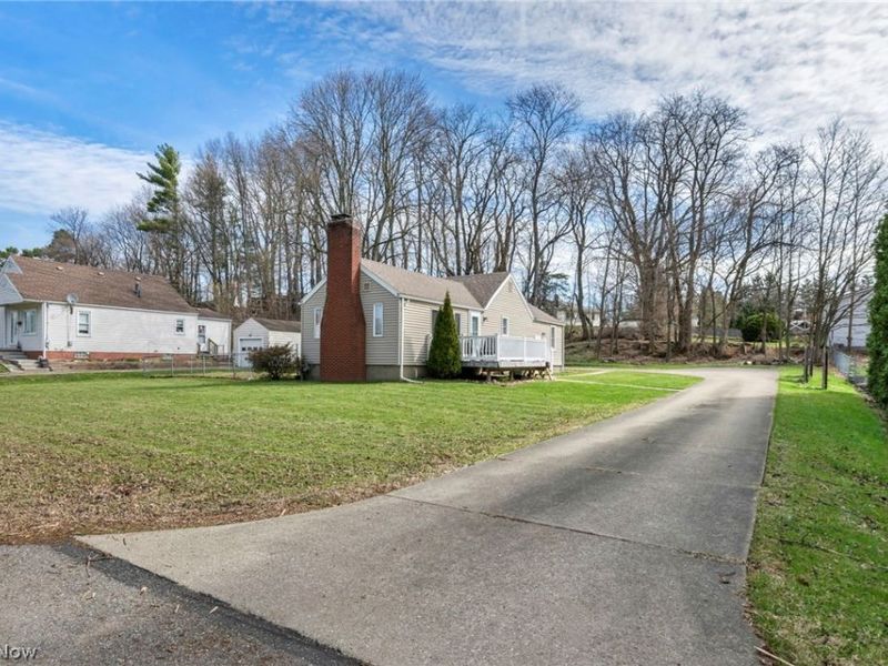 3510 Westview Avenue NW, Canton, OH 44709 Photo 4