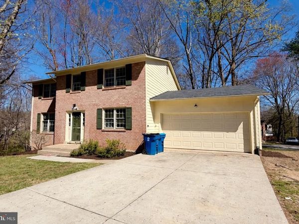 10303 NANTUCKET COURT, FAIRFAX, VA 22032