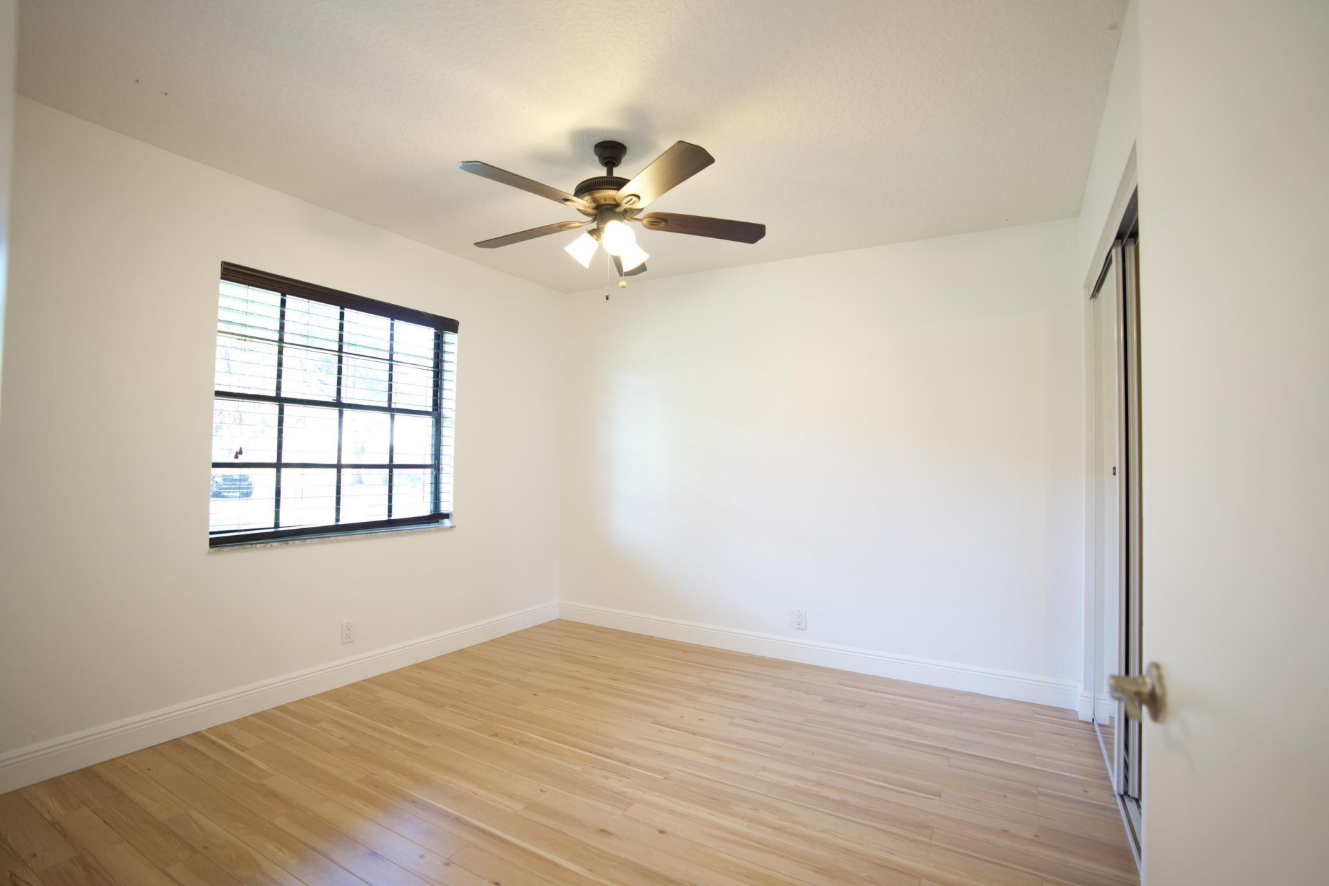 8989 W Sunrise Boulevard, Plantation, FL 33322 Photo