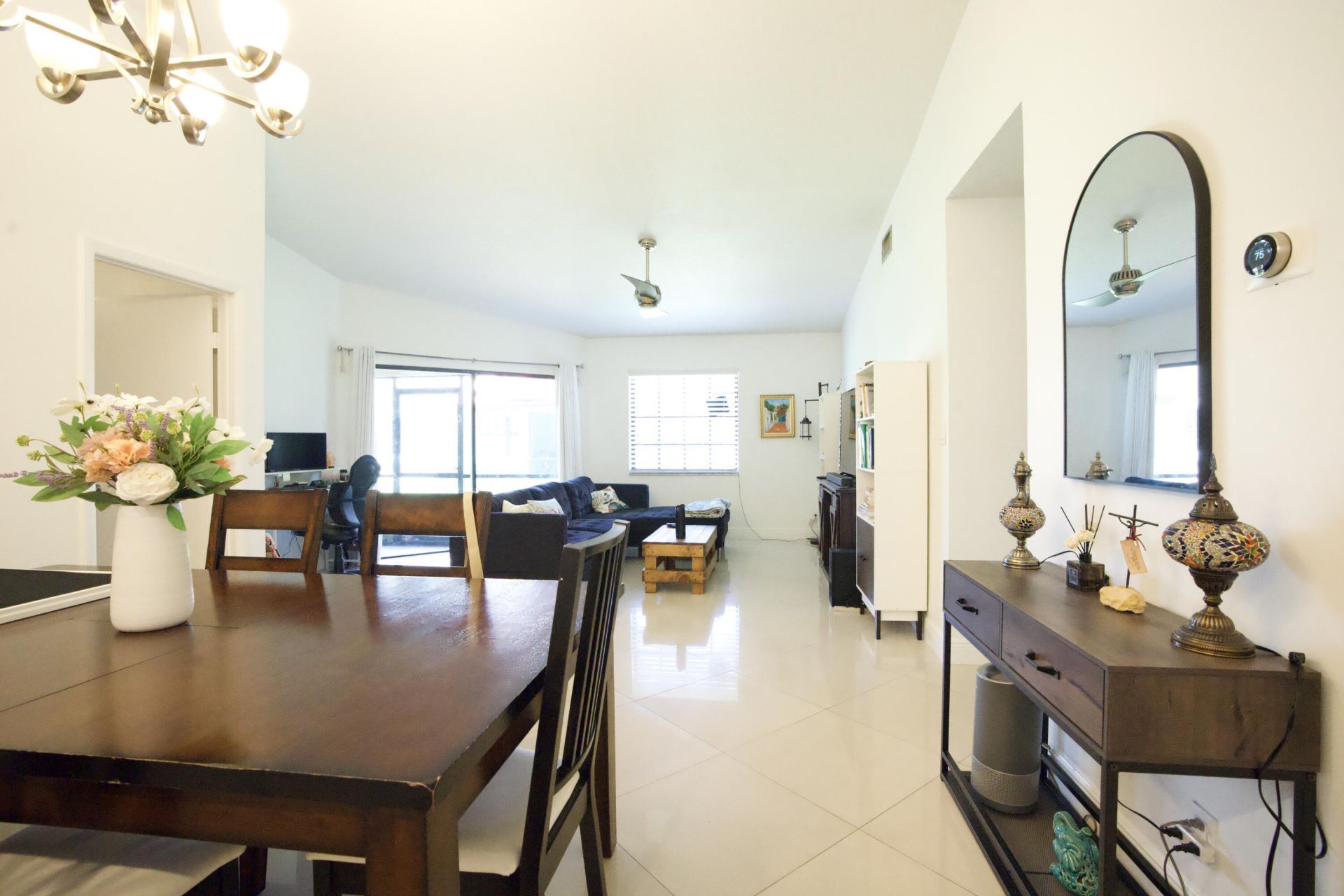 8989 W Sunrise Boulevard, Plantation, FL 33322 Photo