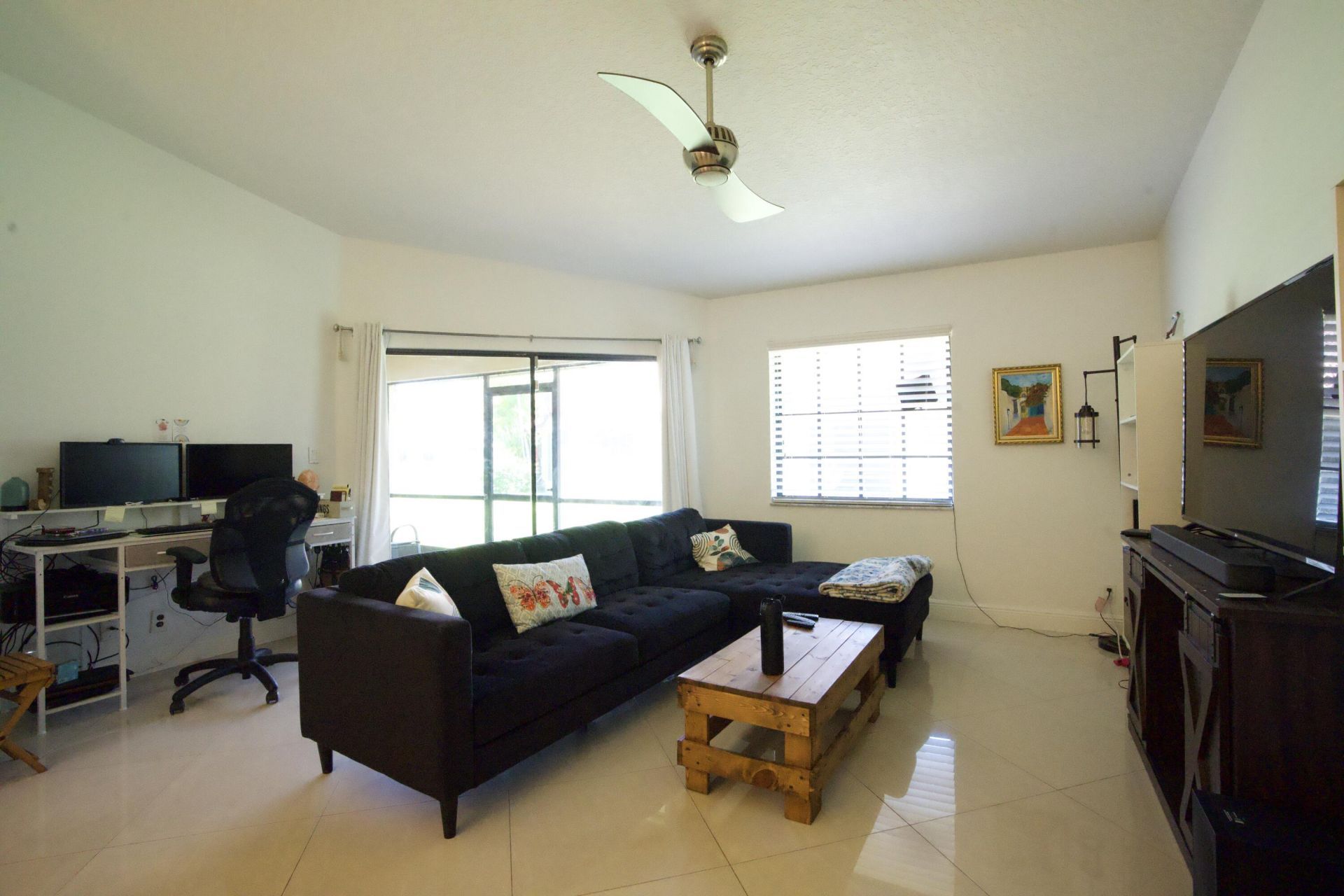 8989 W Sunrise Boulevard, Plantation, FL 33322 Photo