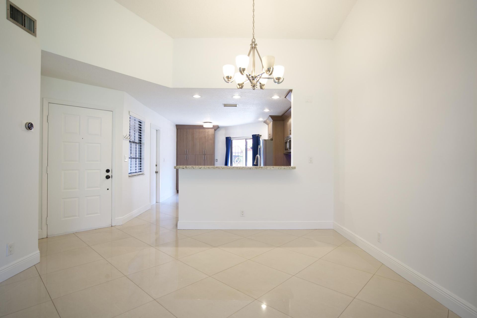 8989 W Sunrise Boulevard, Plantation, FL 33322 Photo