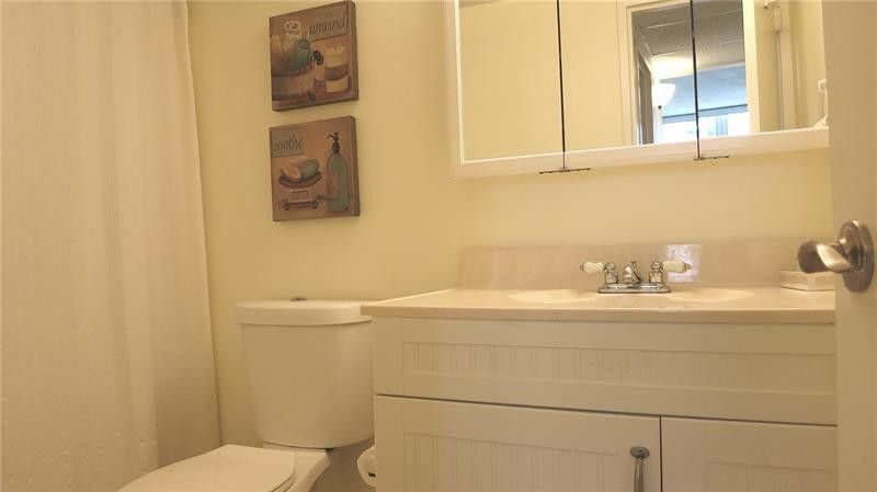 4250 Galt Ocean Drive, Unit 15d, Fort Lauderdale, FL 33308 Photo