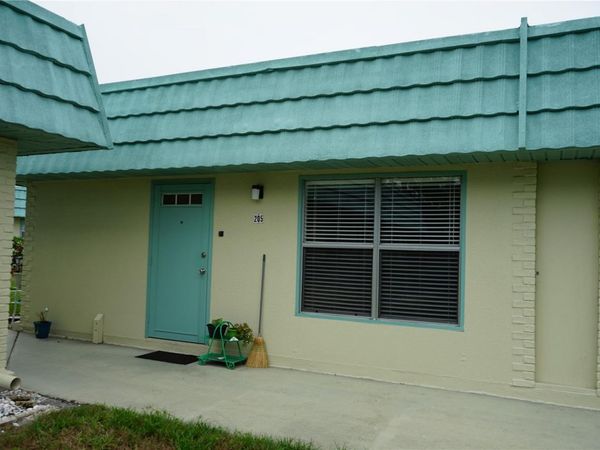 101 CAMBRIDGE TRL , Unit 205, SUN CITY CENTER, FL 33573