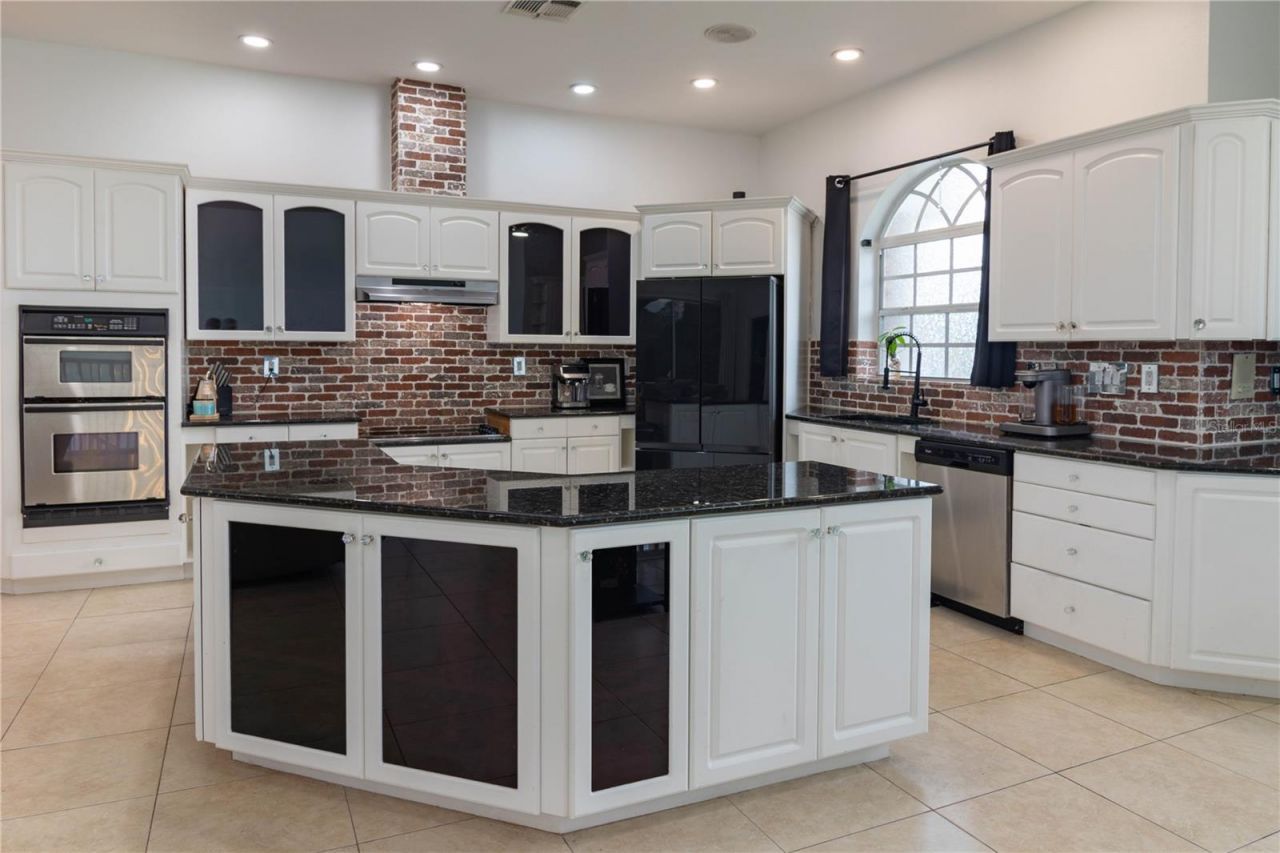 6151 New Osprey Point, Weeki Wachee, FL 34607 Photo