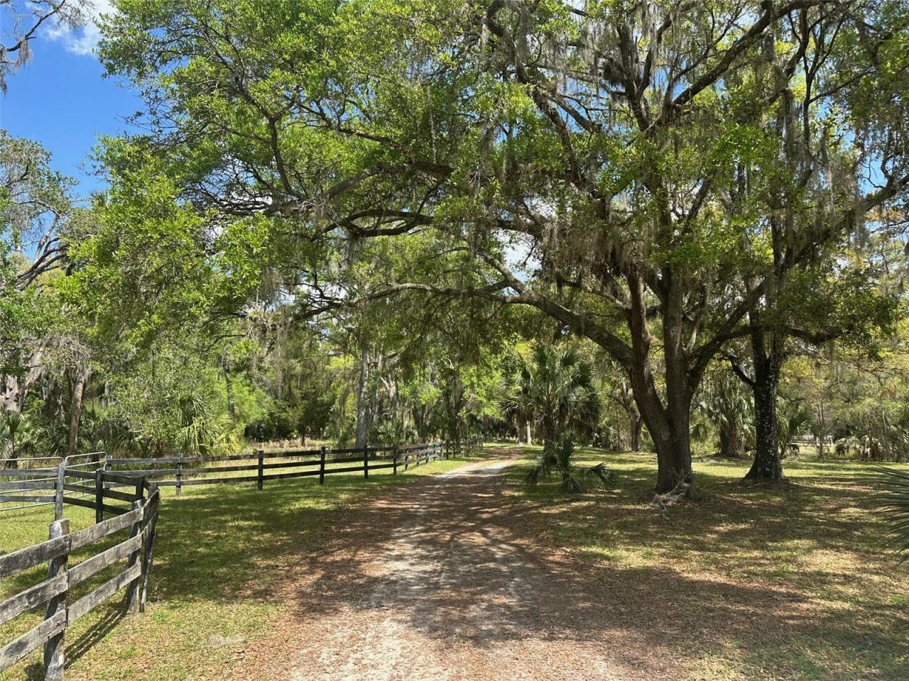 12501 SW Highway 200, Dunnellon, FL 34432 Photo