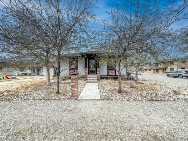 1302 I Street, Salida, CO 81201