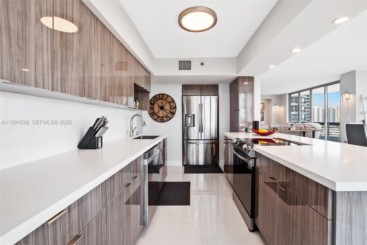 3600 Mystic Pointe Dr , Unit 1212, Aventura, FL 33180 Photo