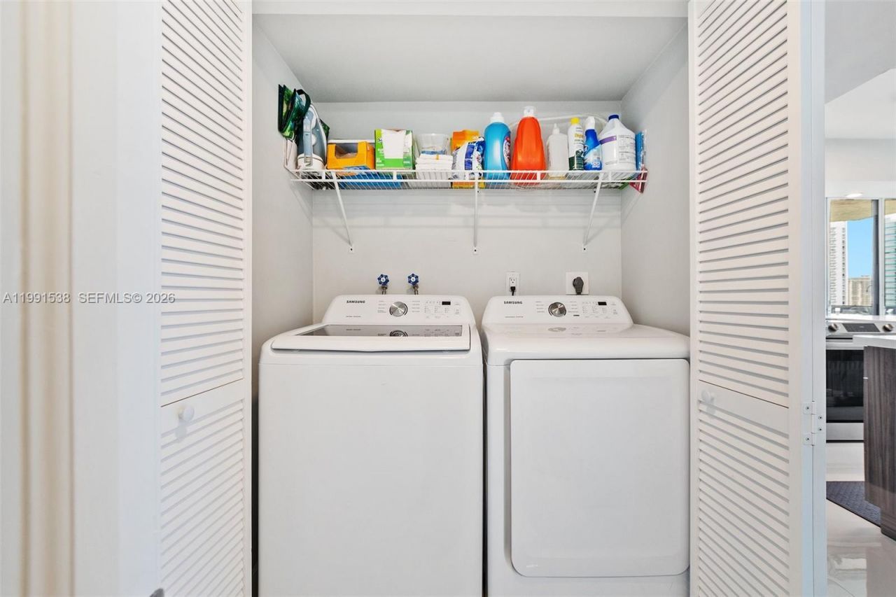 3600 Mystic Pointe Dr , Unit 1212, Aventura, FL 33180 Photo