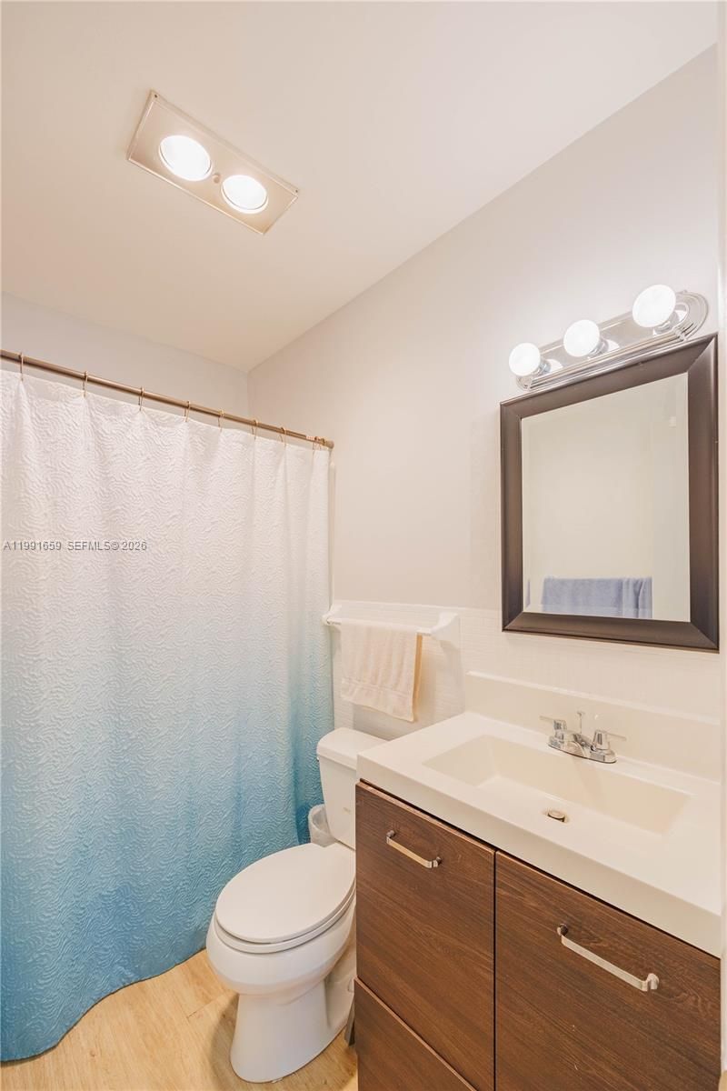 2300 Park Ln, Unit 203, Hollywood, FL 33021 Photo