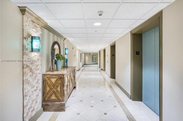 3020 NE 32nd Ave , Unit 1013, Fort Lauderdale, FL 33308 Photo