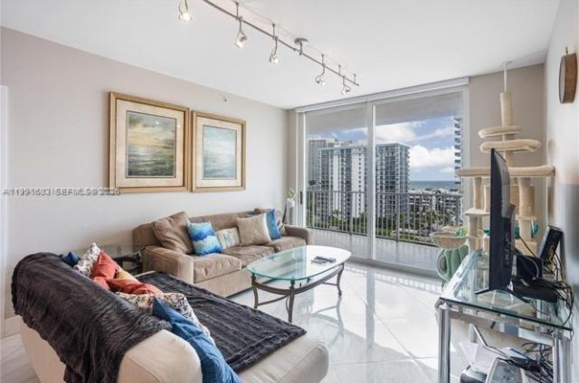 3020 NE 32nd Ave , Unit 1013, Fort Lauderdale, FL 33308 Photo