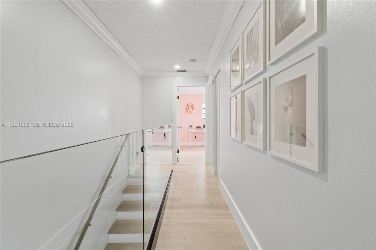 10908 NW 7th St , Unit 403, Miami, FL 33172 Photo