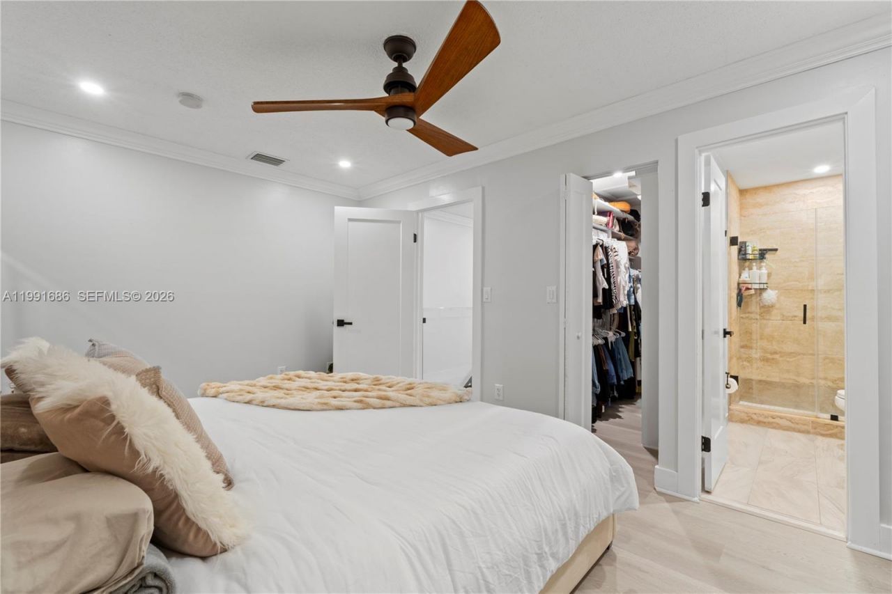 10908 NW 7th St , Unit 403, Miami, FL 33172 Photo