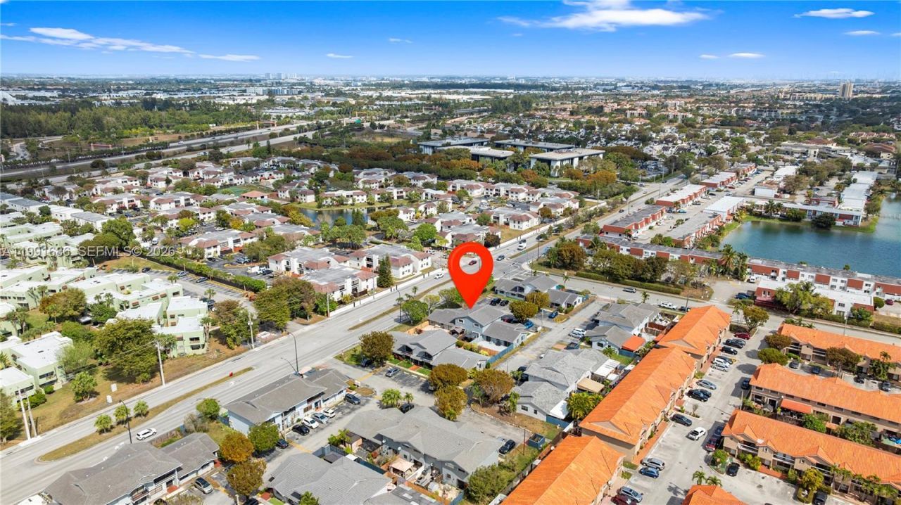 10908 NW 7th St , Unit 403, Miami, FL 33172 Photo