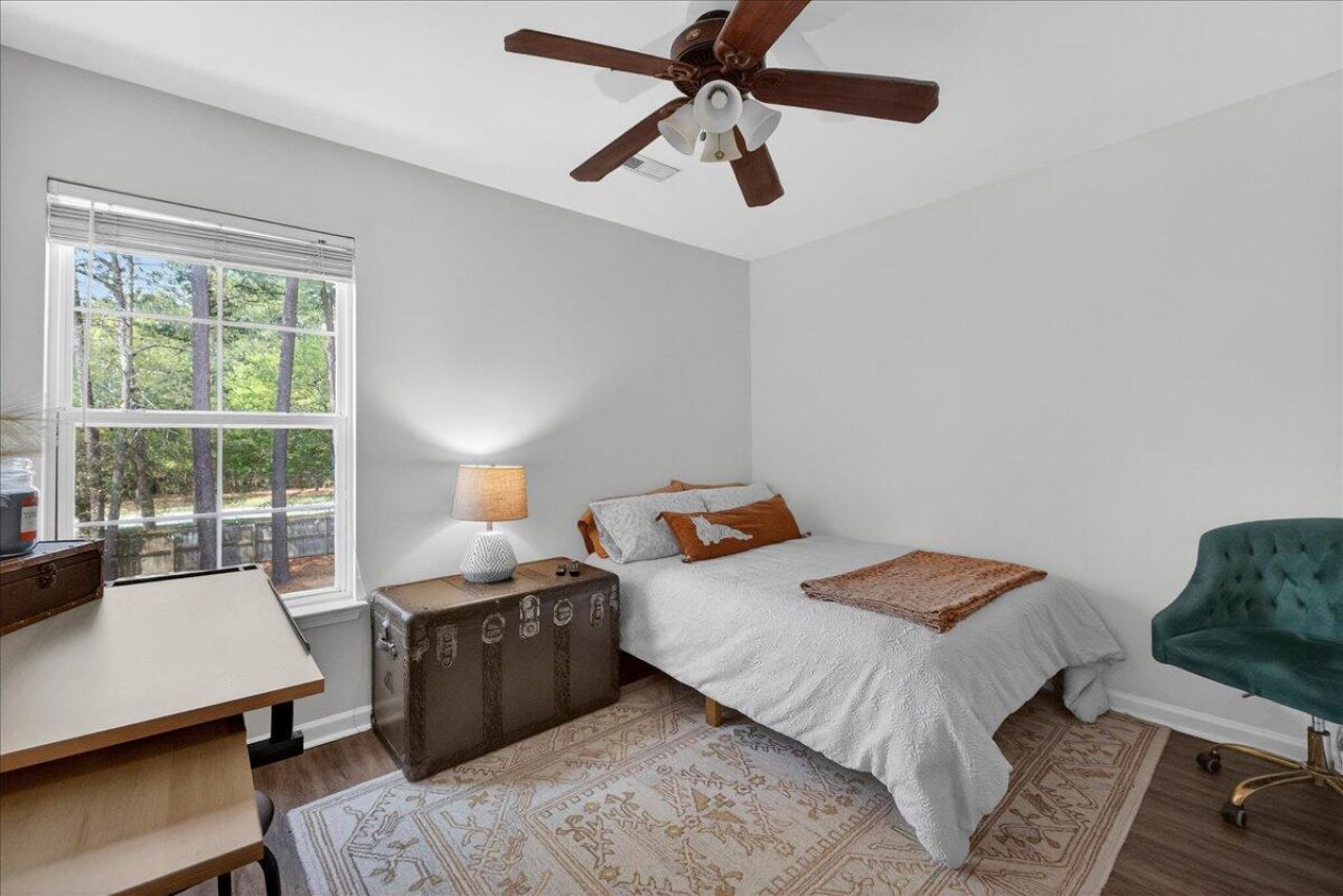 8945 Planters Row Lane Photo 21