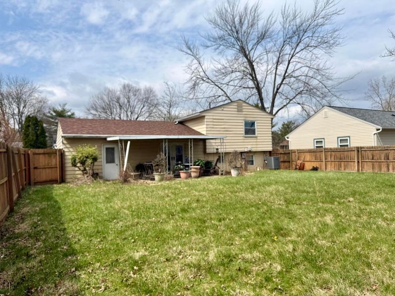 676 Juniper Lane, Columbus, OH 43230 Photo 23