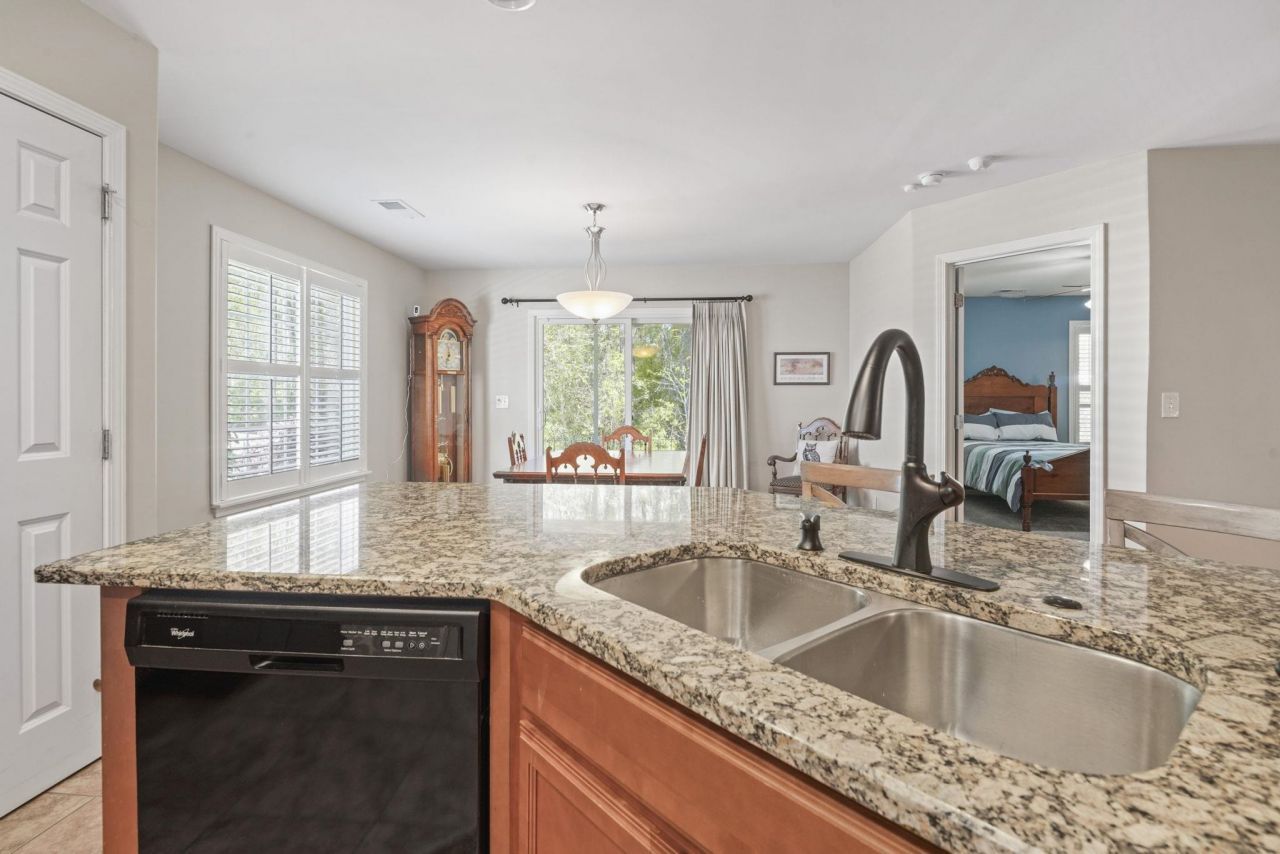 122 Clearwater Dr. Photo 13