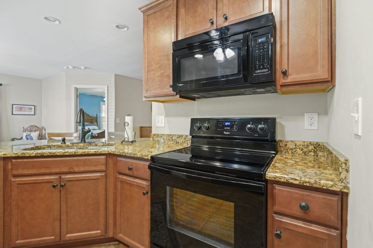 122 Clearwater Dr. Photo 18