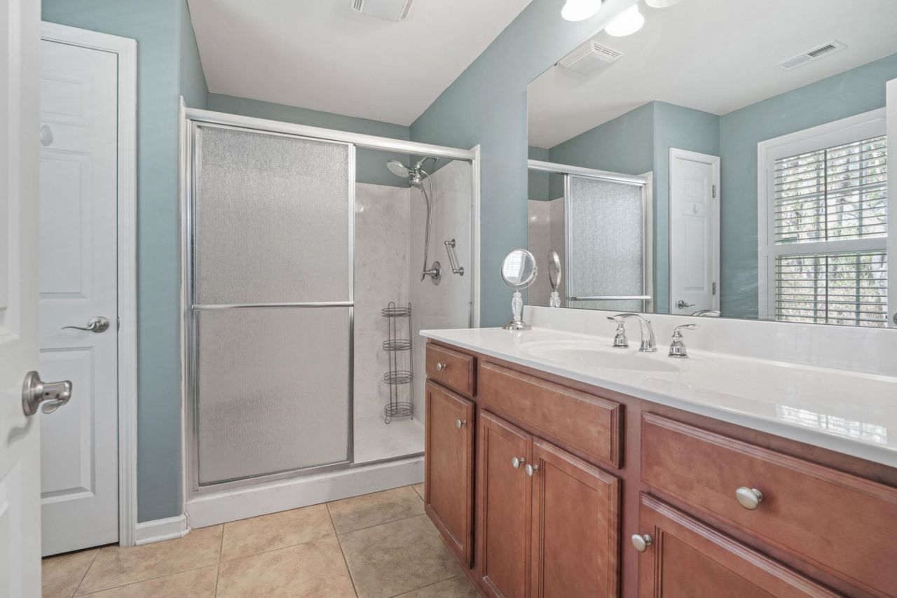 122 Clearwater Dr. Photo 21