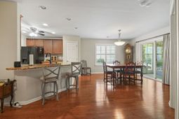 122 Clearwater Dr. photo 4