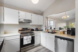 6850 King Arthur Dr.  photo 4