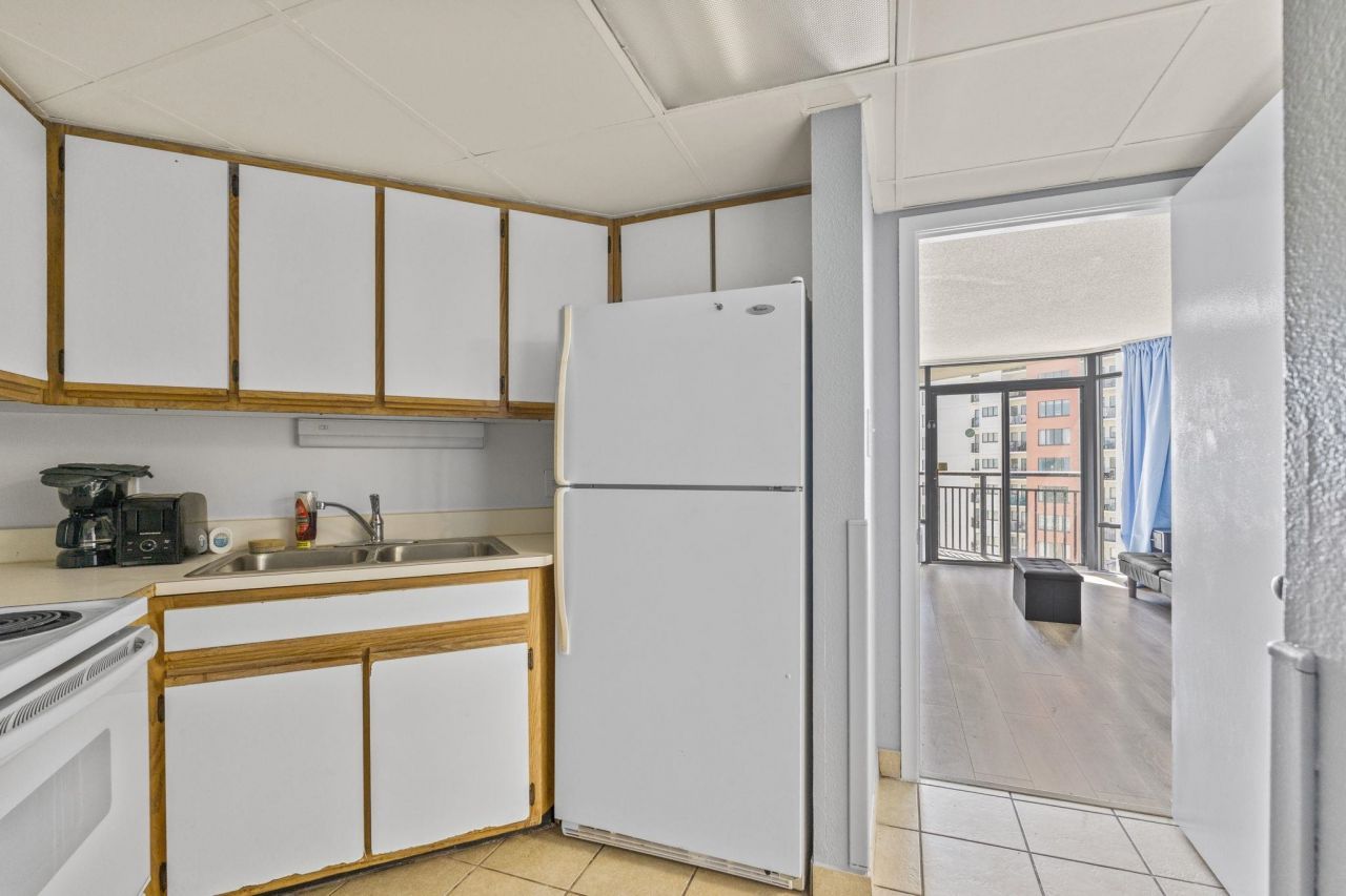 1501 S Ocean Blvd.  Photo 18