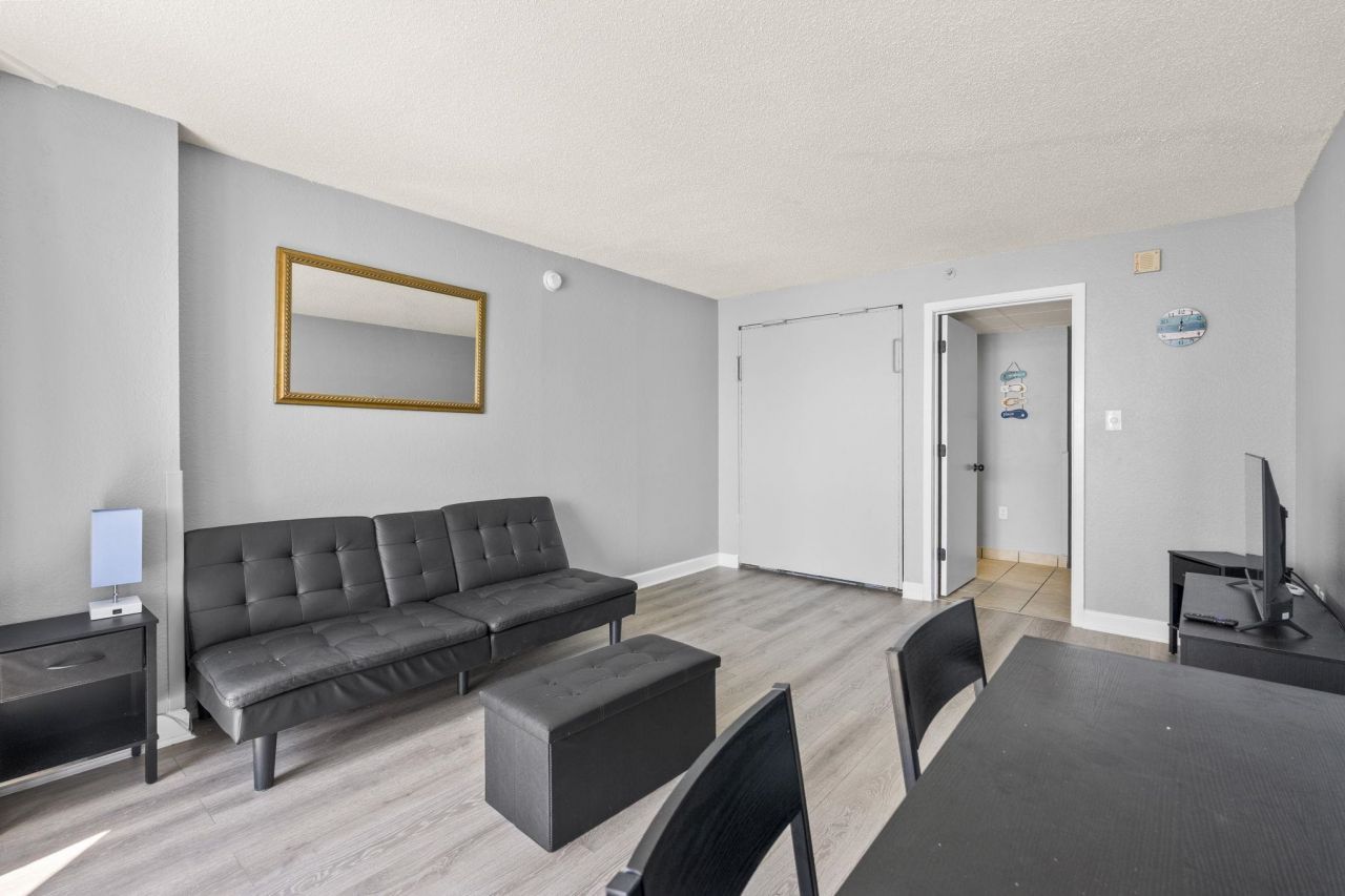 1501 S Ocean Blvd.  Photo 23