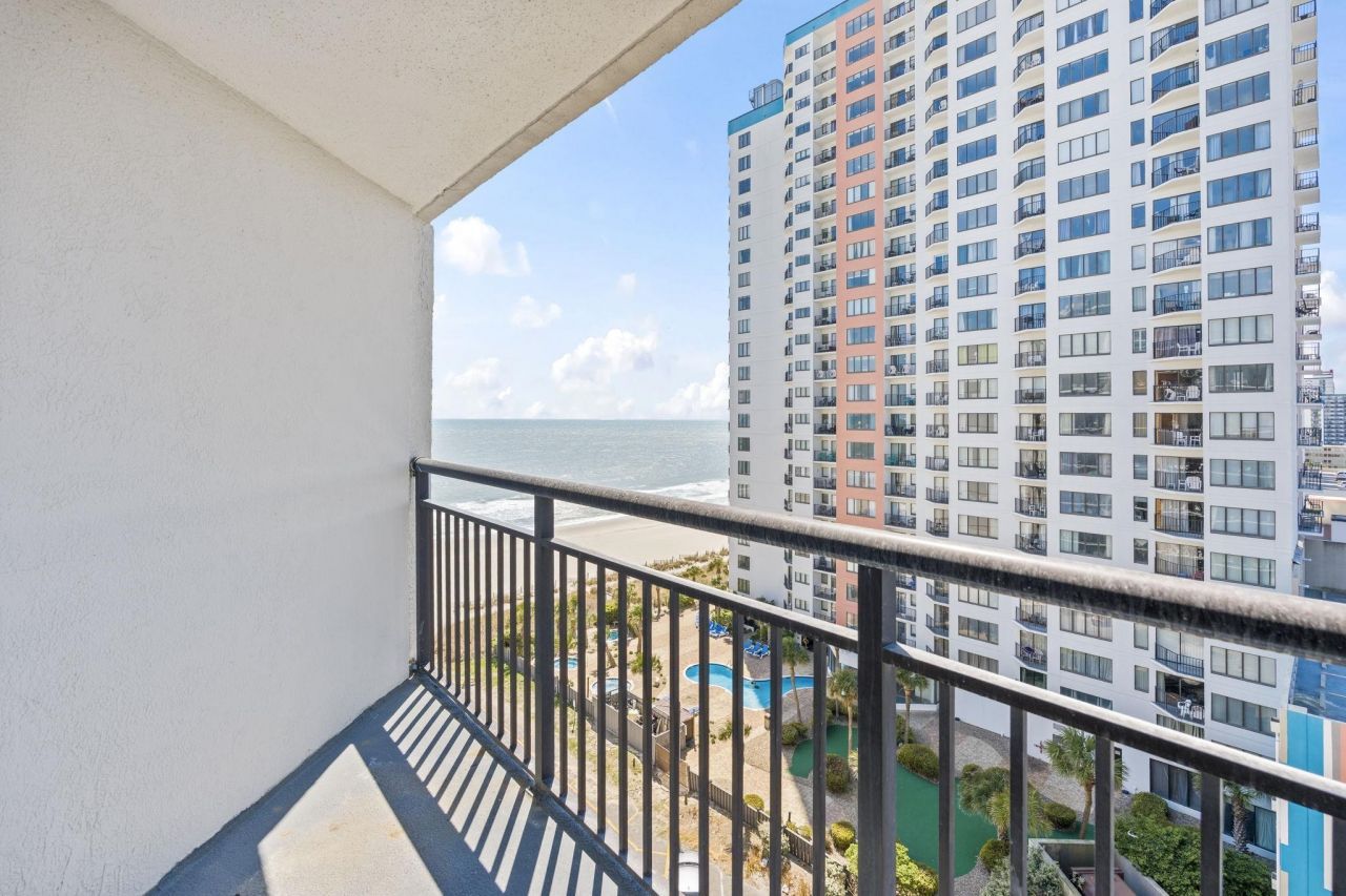 1501 S Ocean Blvd.  Photo 37