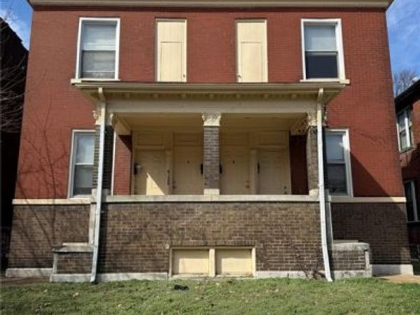4127 Virginia Avenue , St Louis, MO 63118