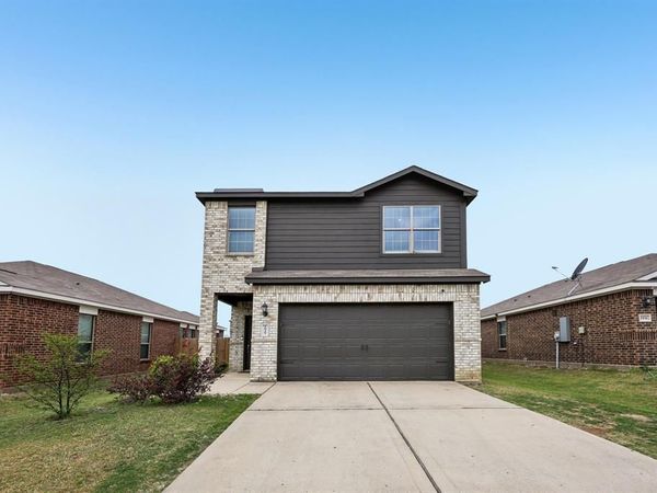 1927 Churchill Downs Drive, Seagoville, TX 75159