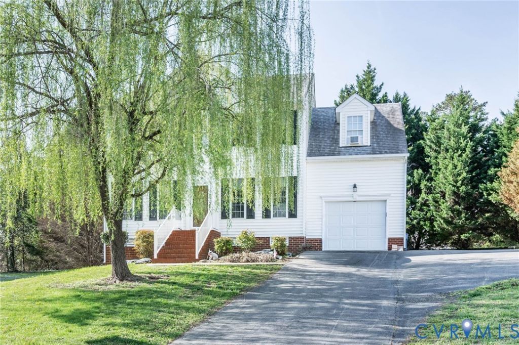 12420 Ivyridge Court, Chester, VA 23831 Main Photo