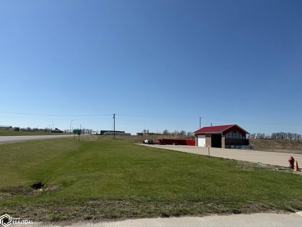 808 S Washington Street, Bloomfield, IA 52537