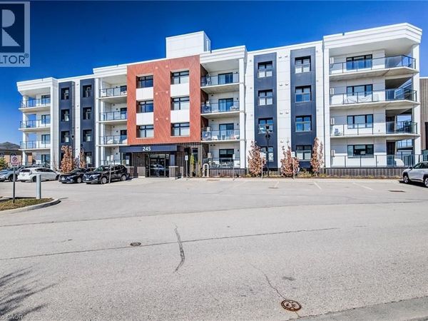 245 GREY SILO Road , Unit 203, Waterloo, ON N2K0G6