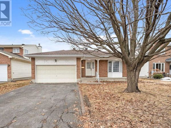 755 Merkley Drive , Ottawa, ON K4A2T9