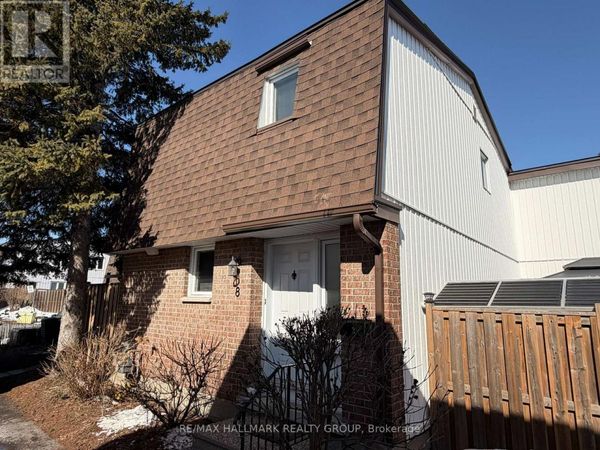 837 Eastvale Drive, Unit 8, Ottawa, ON K1J7T5