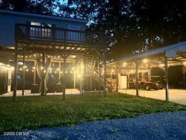407 Pevahouse Camp Cir , Decaturville, TN 38329