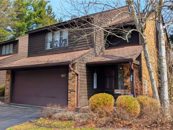 167 Breezewood, East Amherst, NY 14051