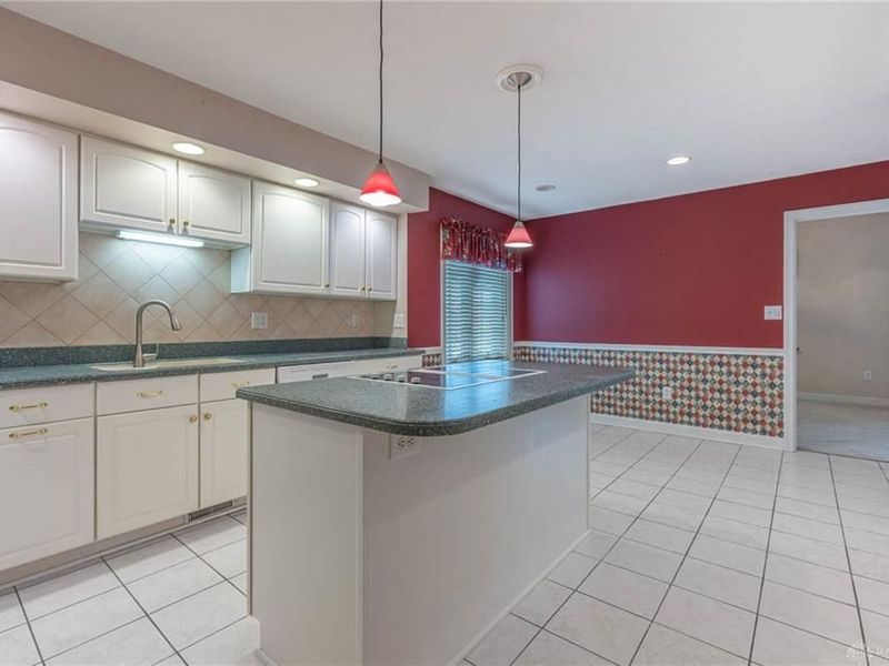 2695 Vienna Estates Drive, Miamisburg, OH 45459 Photo 10