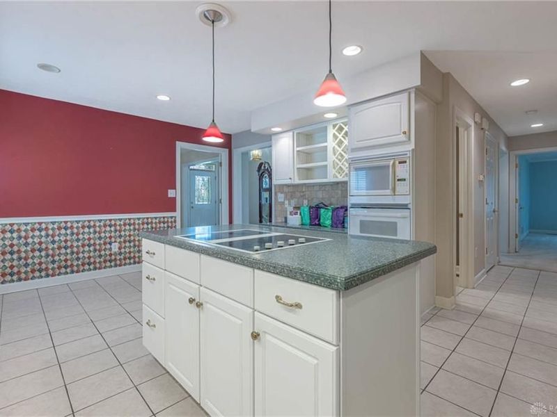 2695 Vienna Estates Drive, Miamisburg, OH 45459 Photo 11