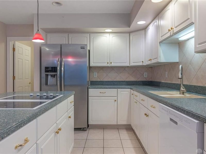 2695 Vienna Estates Drive, Miamisburg, OH 45459 Photo 12