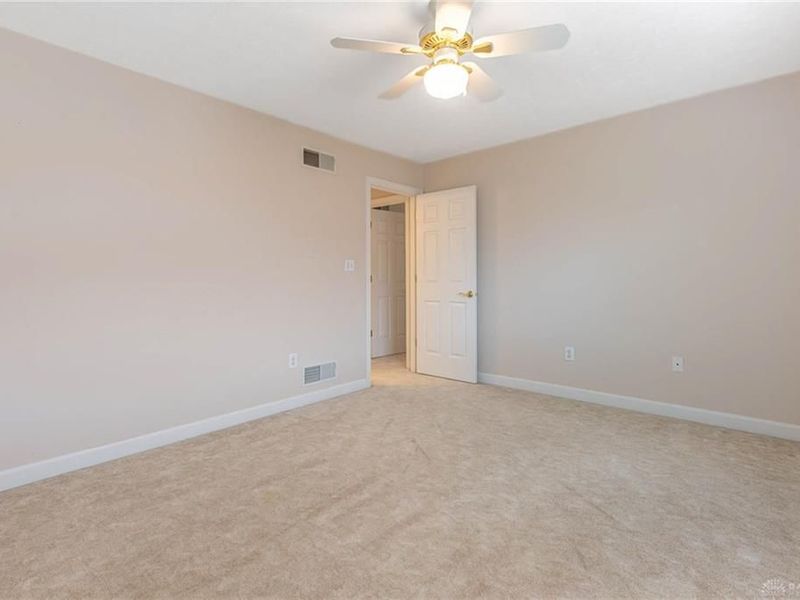 2695 Vienna Estates Drive, Miamisburg, OH 45459 Photo 34