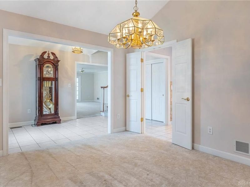 2695 Vienna Estates Drive, Miamisburg, OH 45459 Photo 6