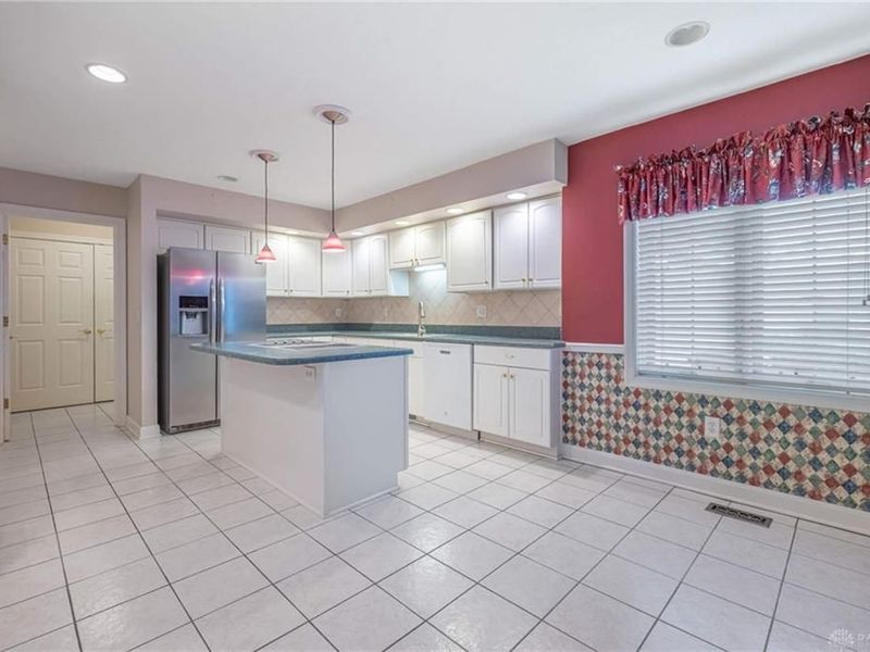 2695 Vienna Estates Drive, Miamisburg, OH 45459 Photo 7