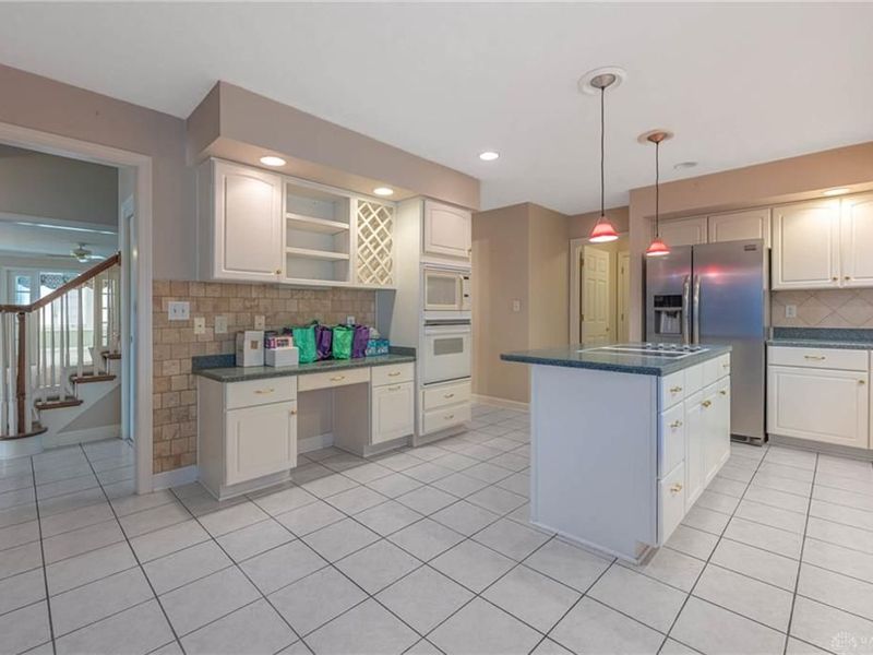 2695 Vienna Estates Drive, Miamisburg, OH 45459 Photo 8